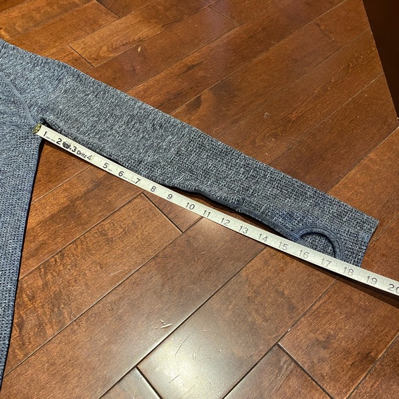 ✨FREE WITH $30 PURCHASE✨ Workout Long Sleeve Shirts for Women Gym Yoga Running - Picture 11 of 12